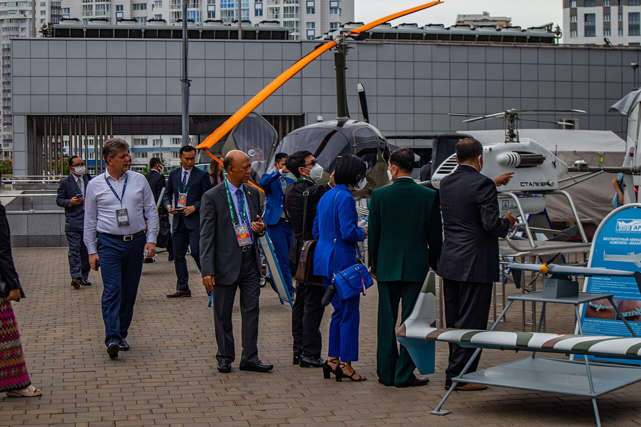 Delegation of Myanmar military junta in Belarus - Milex-2021 military exhibition (01).jpg
