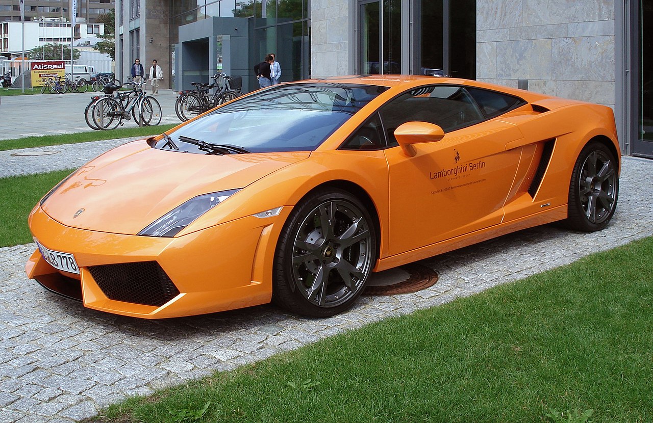 Orange Lamborghini Gallardo LP560 fl.JPG
