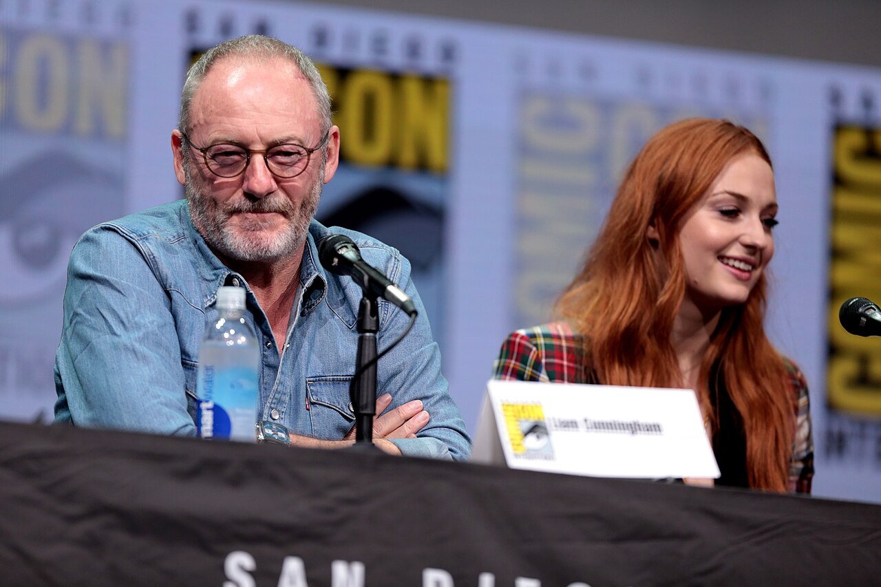 Liam Cunningham & Sophie Turner (35323221304).jpg
