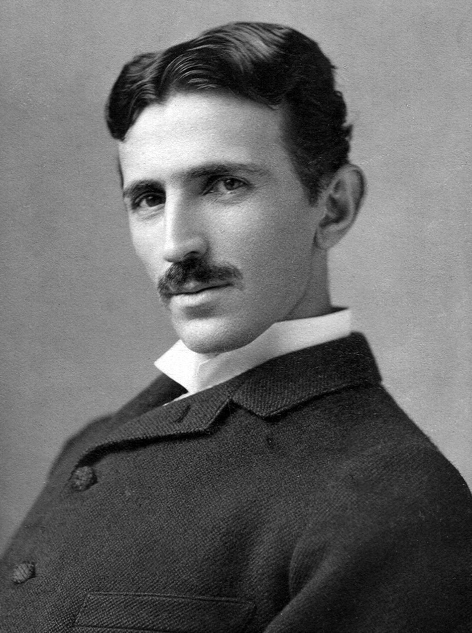 Tesla circa 1890.jpeg