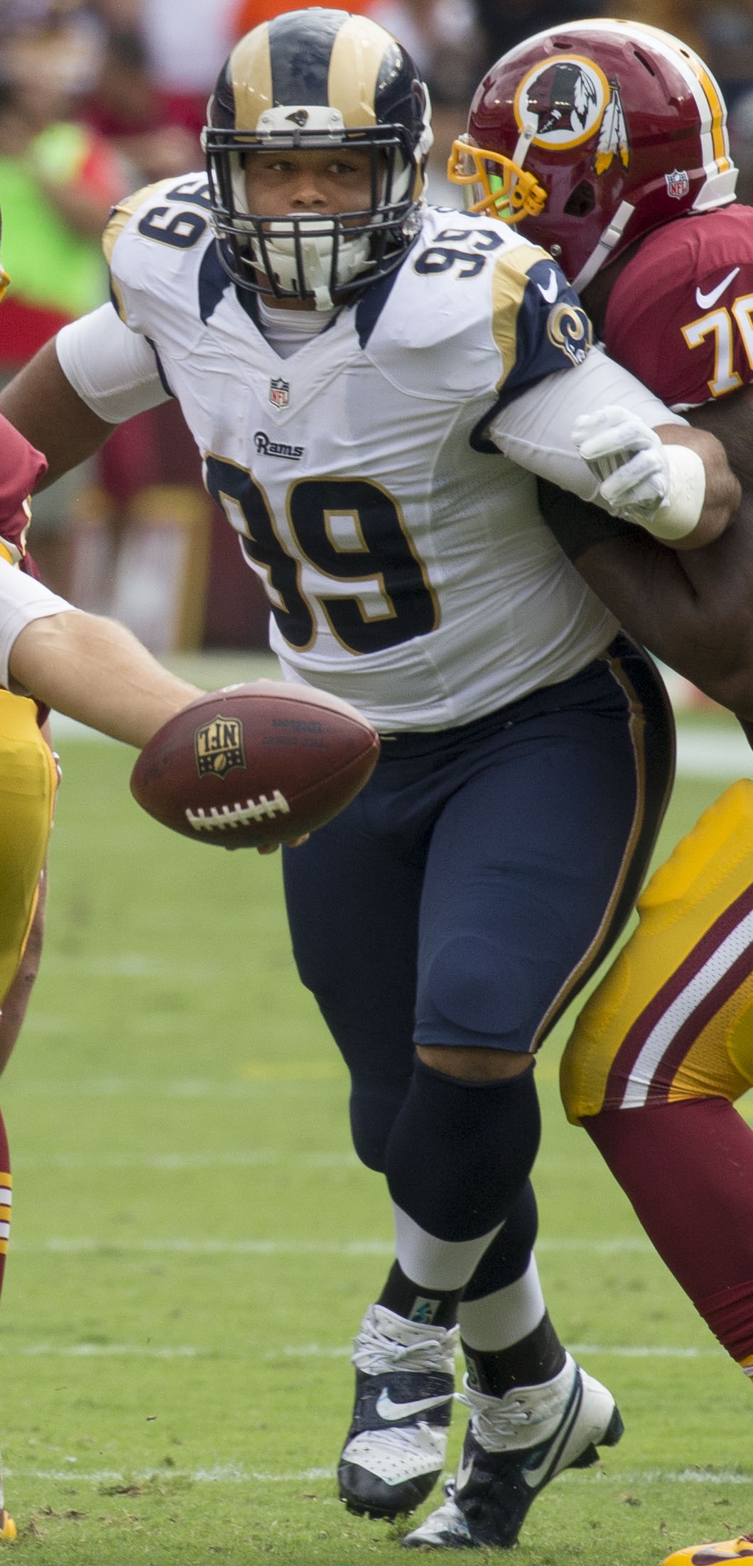 Aaron Donald 2015.jpg