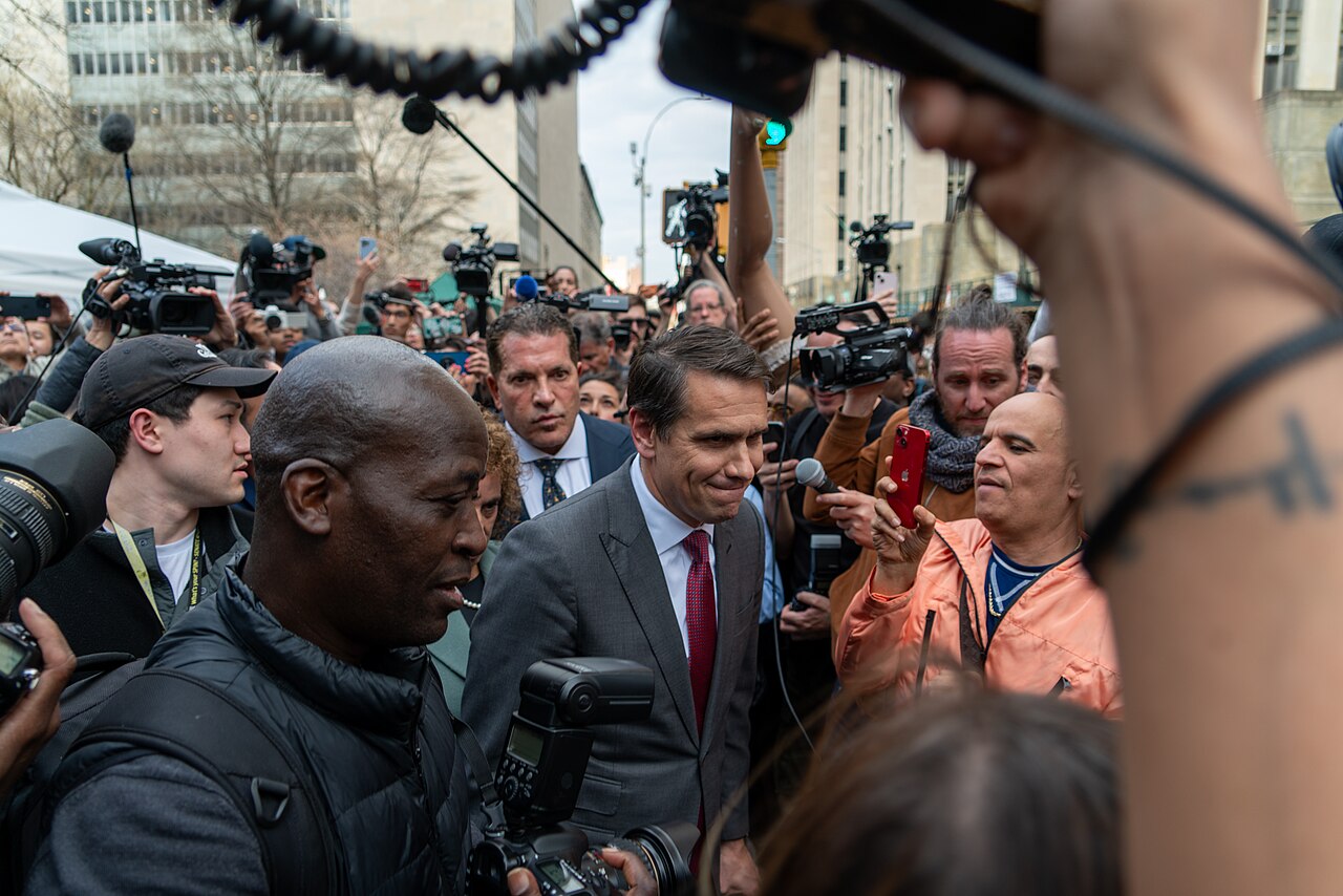 Todd Blanche Outside Manhattan Criminal Courthouse.jpg