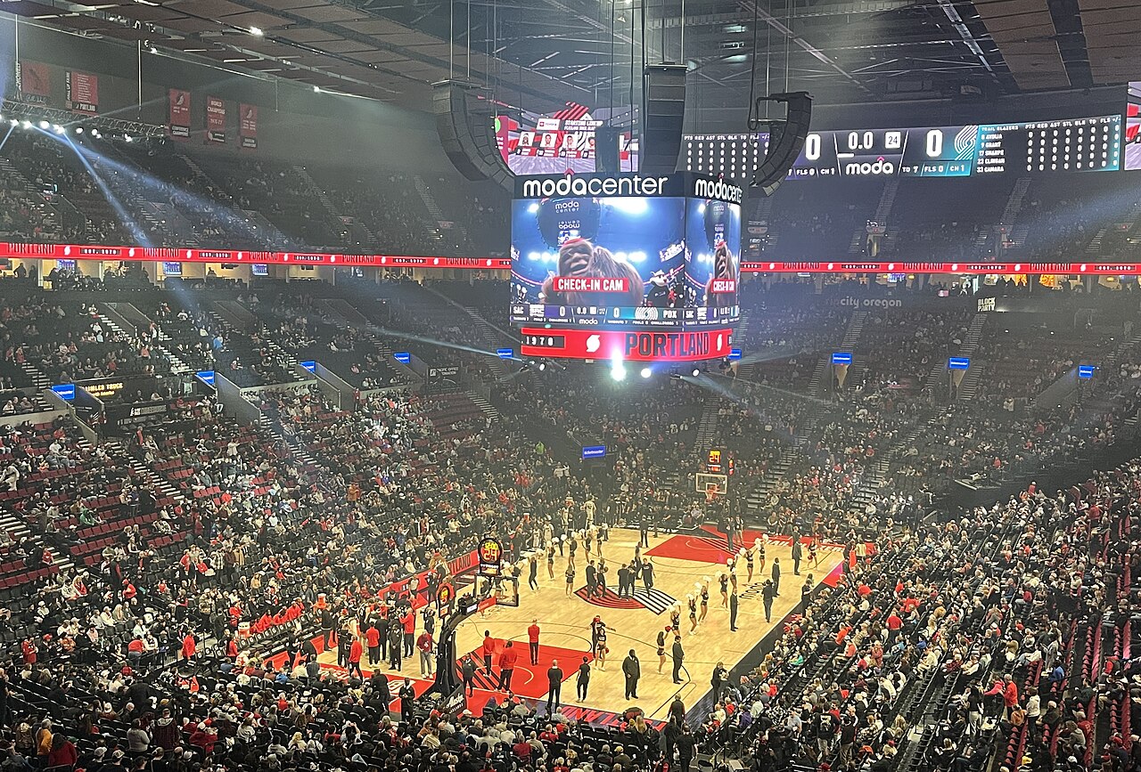 Portland Trail Blazers, Moda Center - December 2025 - 04.jpg