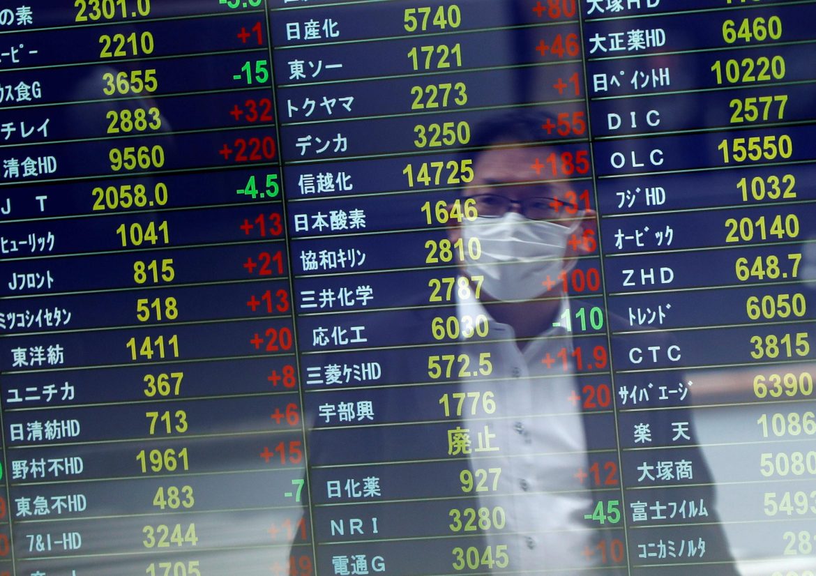 Asian Shares Fall on US Economic Concerns: NPR