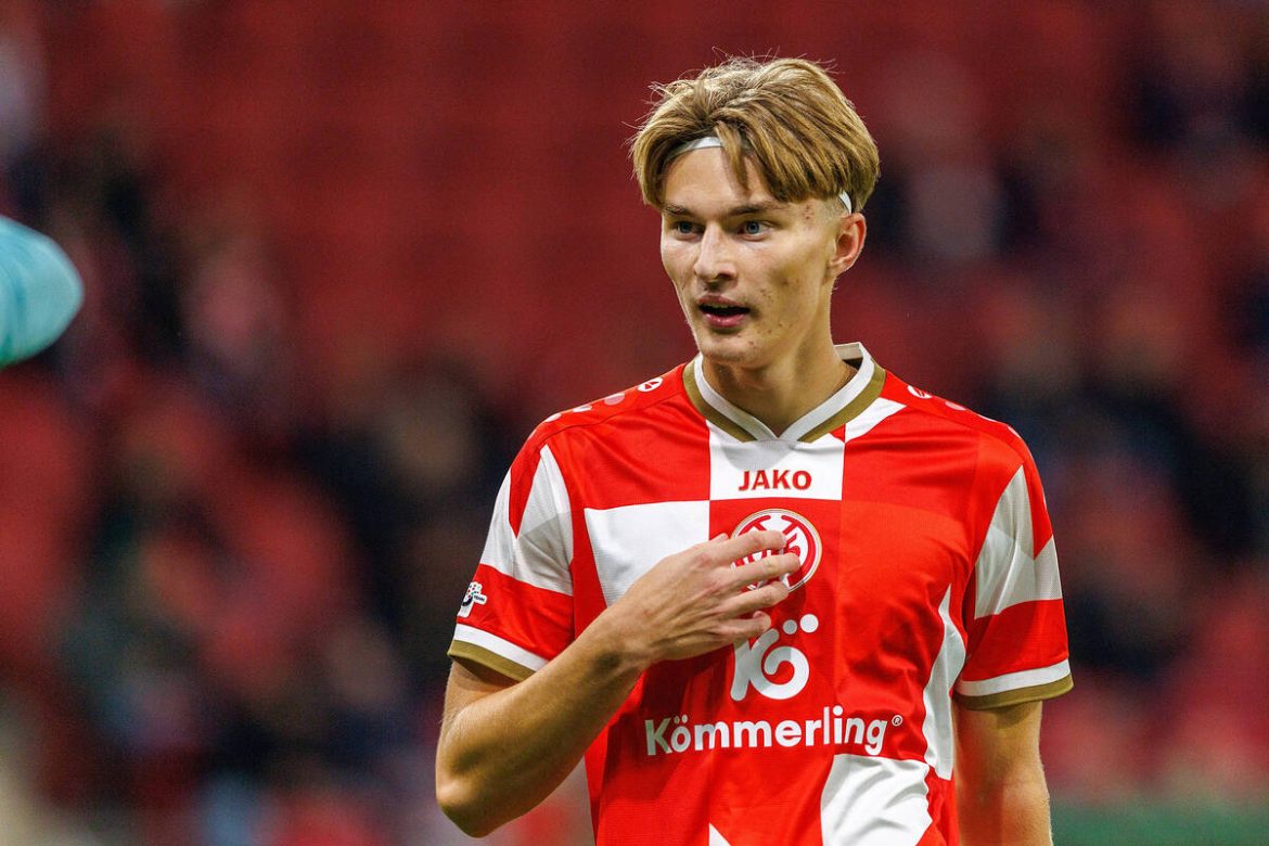 Clubs in the Hunt: Leverkusen and Newcastle Take Center Stage