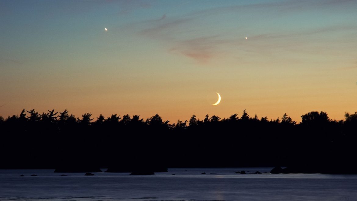 Mercury's Greatest Eastern Elongation on June 15